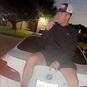 Meet your Posher, Christian